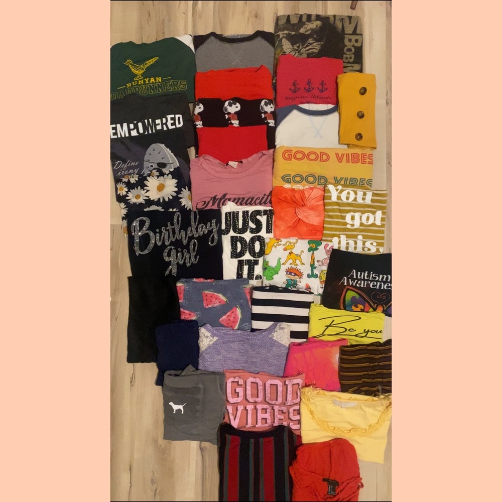 Bundle of Women’s Tops